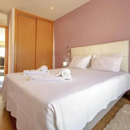 Lux 5br Private Pool In The Marina * Albufeira